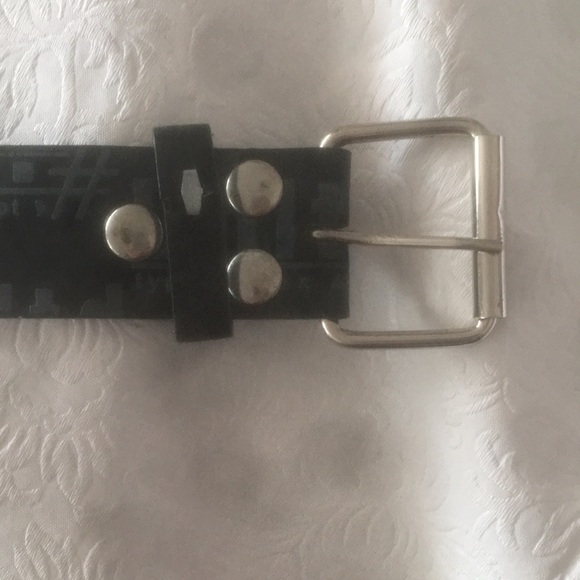 URBAN HERITAGE MENS BELT - Picture 5 of 6